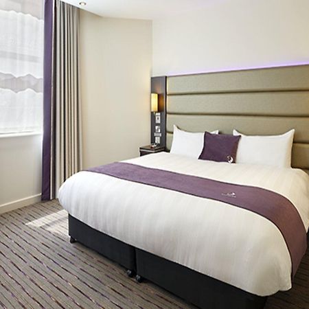 Premier Inn Leicester City Centre Exterior photo