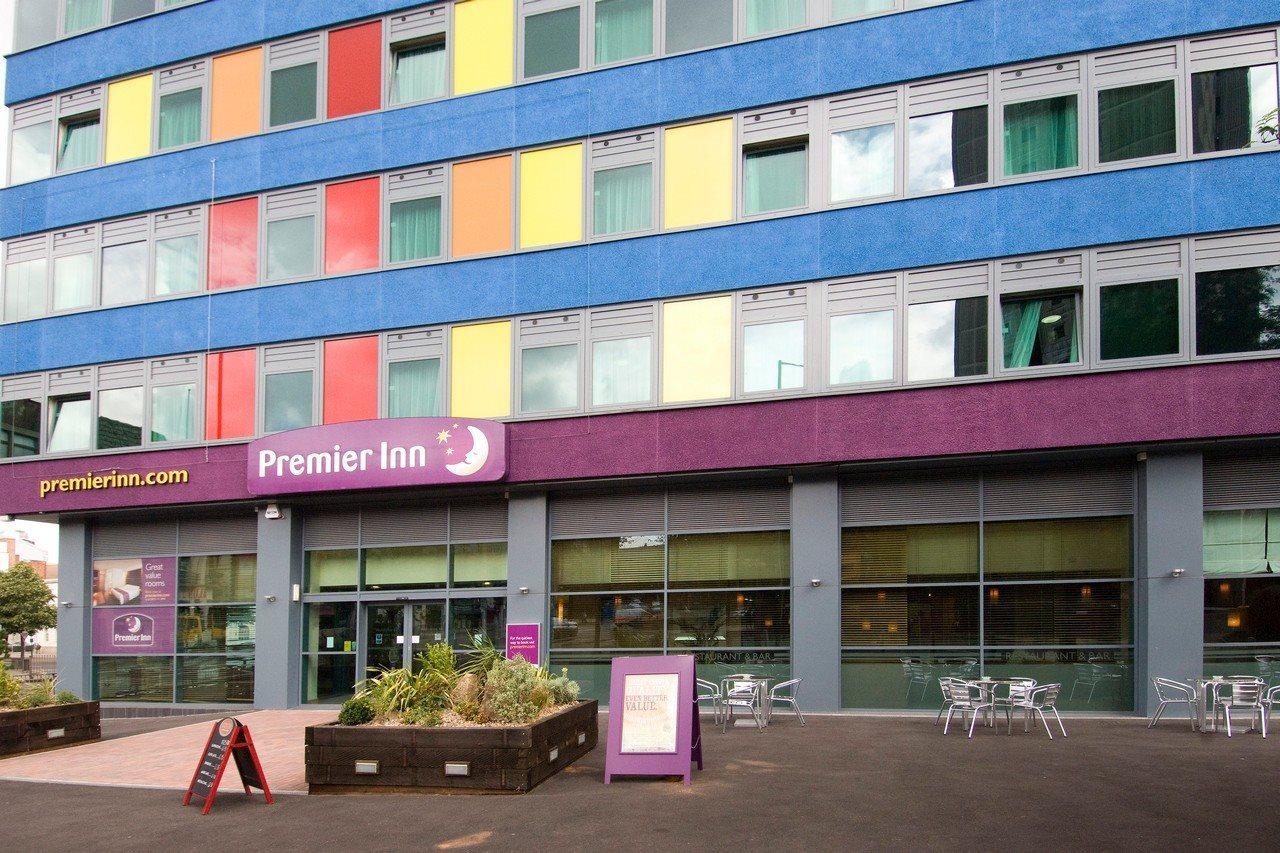Premier Inn Leicester City Centre Exterior photo