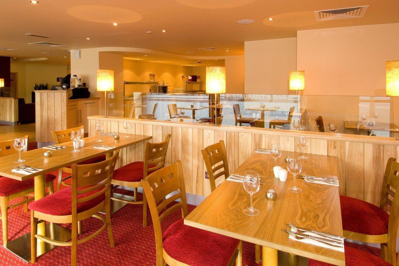 Premier Inn Leicester City Centre Exterior photo