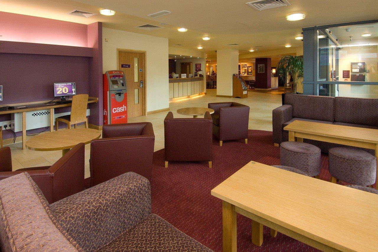 Premier Inn Leicester City Centre Exterior photo