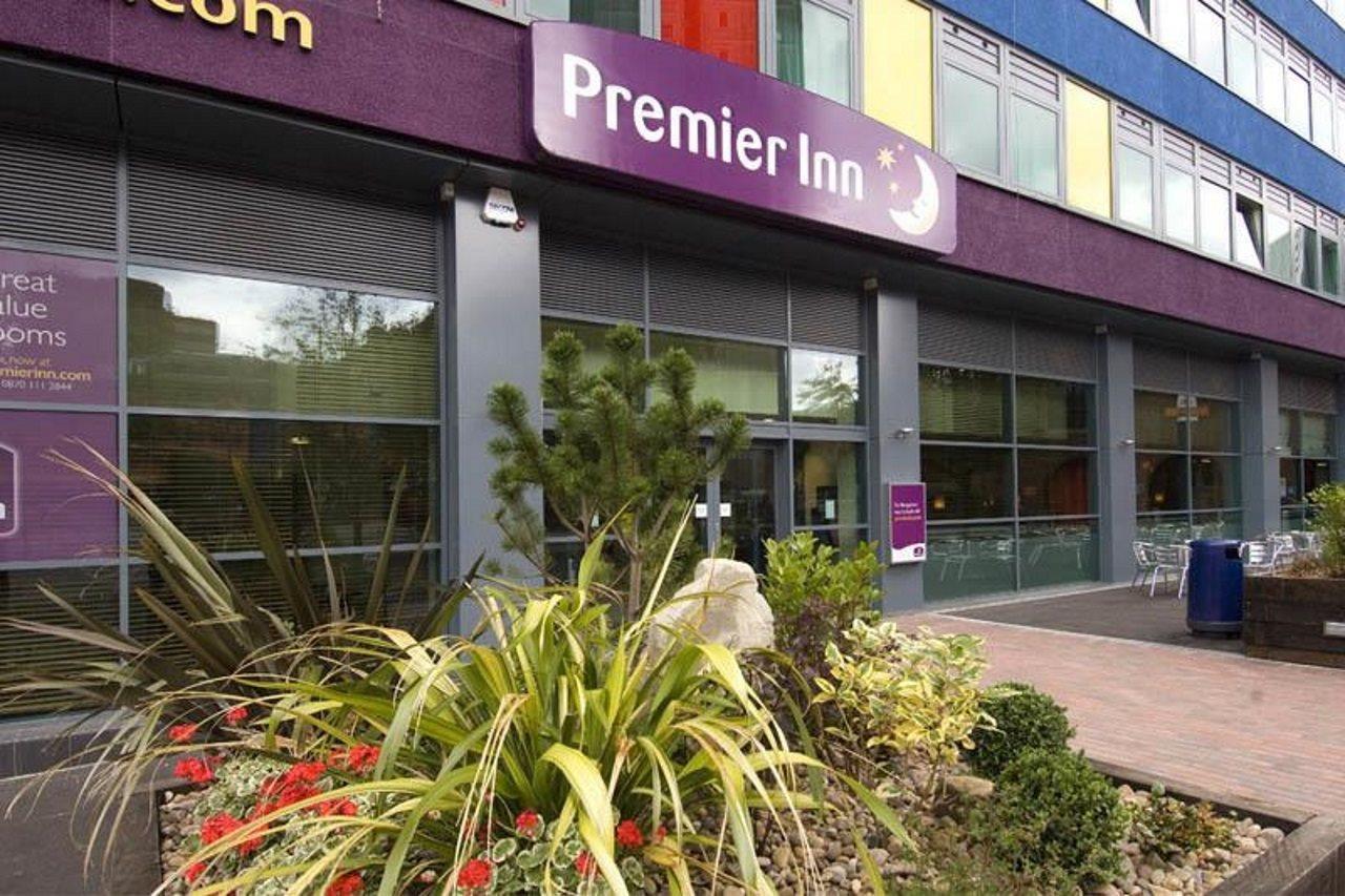 Premier Inn Leicester City Centre Exterior photo