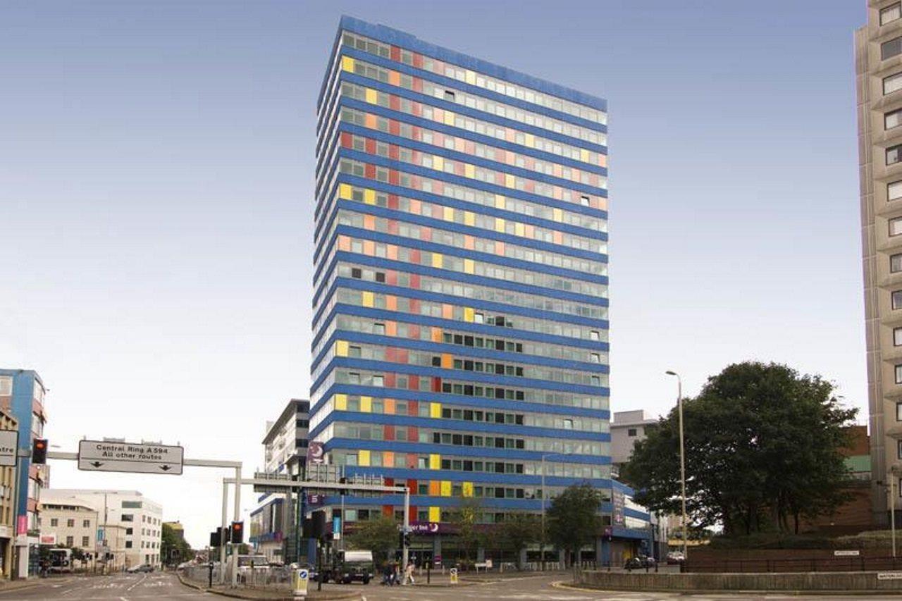Premier Inn Leicester City Centre Exterior photo
