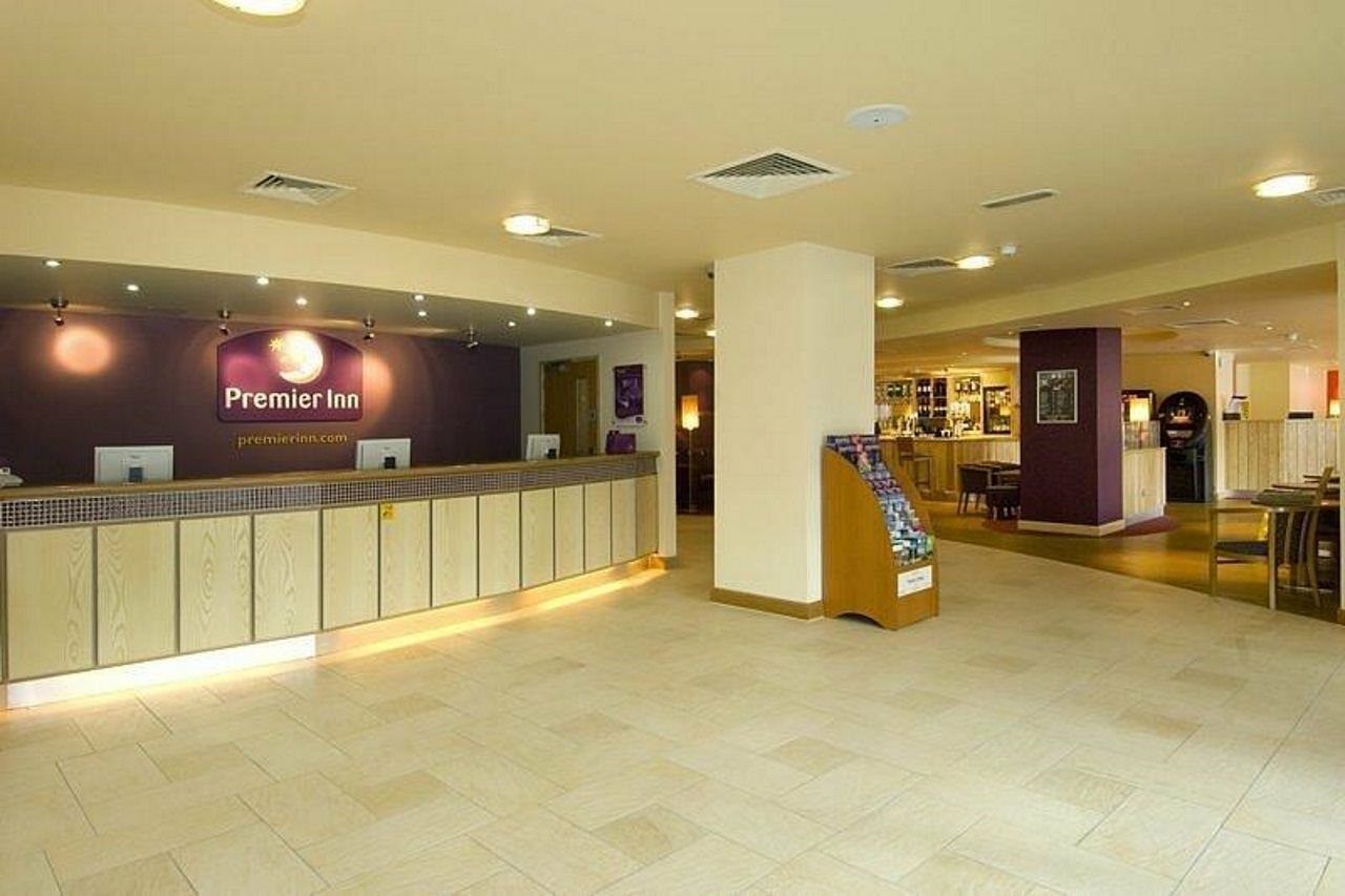 Premier Inn Leicester City Centre Exterior photo